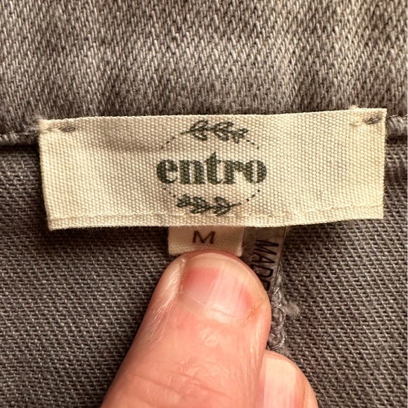 Entro Gray Mini Raw Edge Denim Skirt Size Medium - Picture 4 of 6